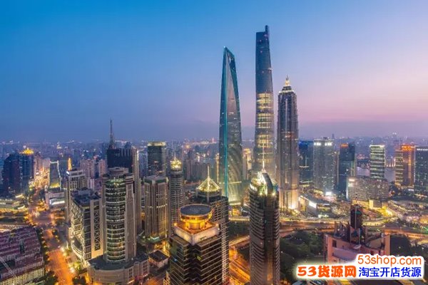 中国第一高楼上海中心118层观光厅今起正式